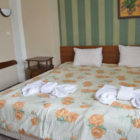 Hotel St. George Pobedonosets 班斯科 外观 照片