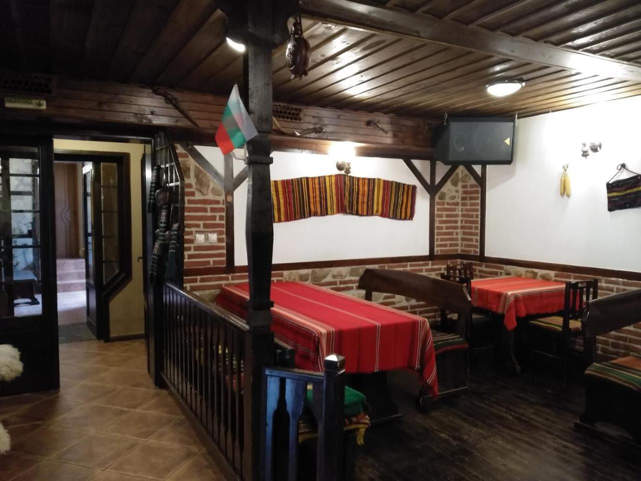 Hotel St. George Pobedonosets 班斯科 外观 照片