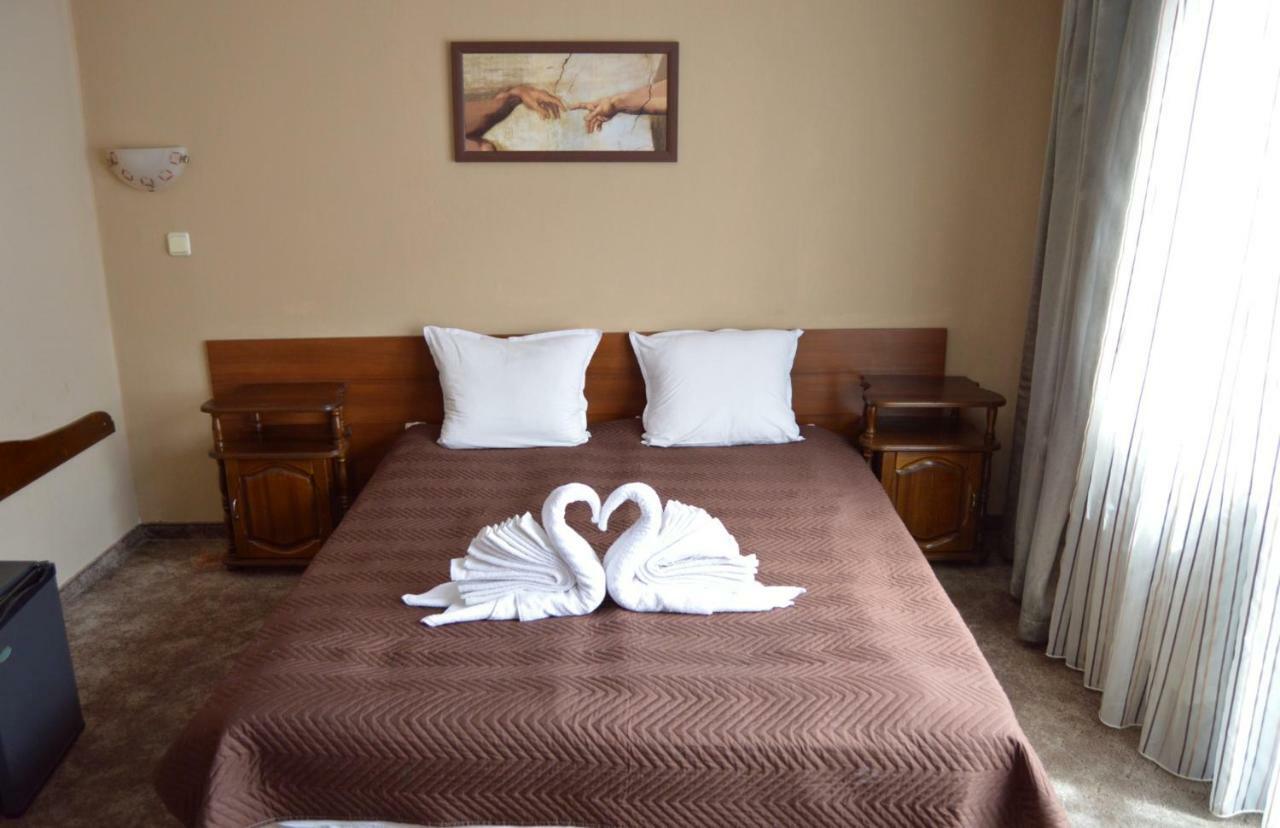 Hotel St. George Pobedonosets 班斯科 外观 照片