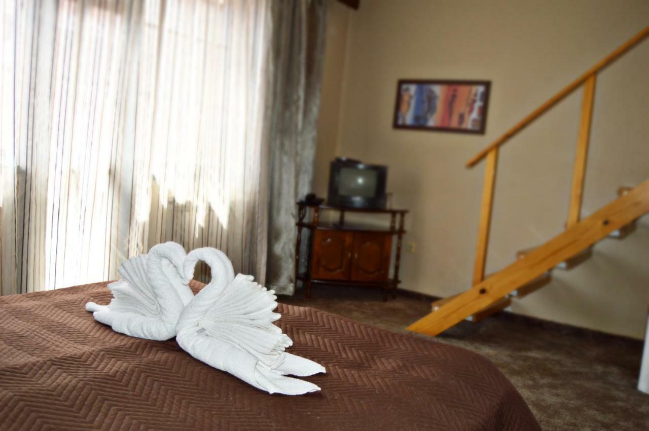 Hotel St. George Pobedonosets 班斯科 外观 照片