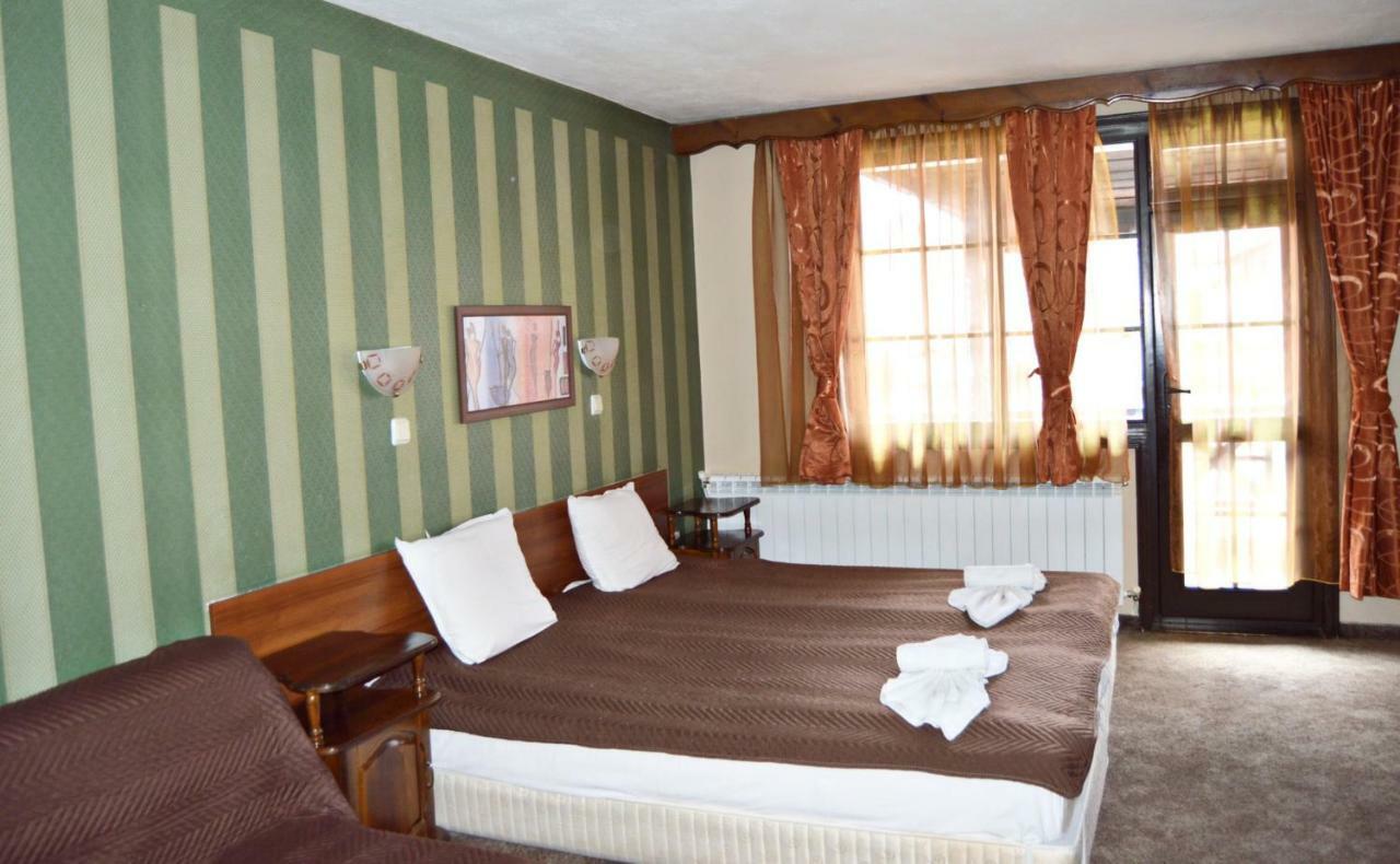 Hotel St. George Pobedonosets 班斯科 外观 照片
