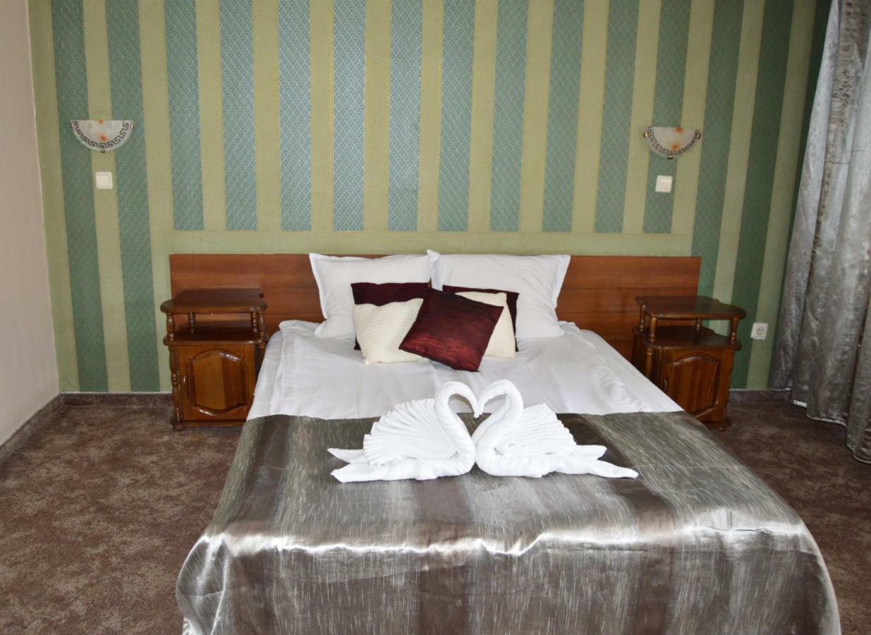 Hotel St. George Pobedonosets 班斯科 外观 照片